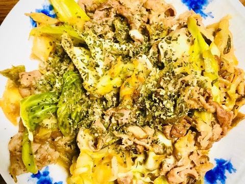 野菜炒め〜豚肉とバジルのレモンチーズ炒め